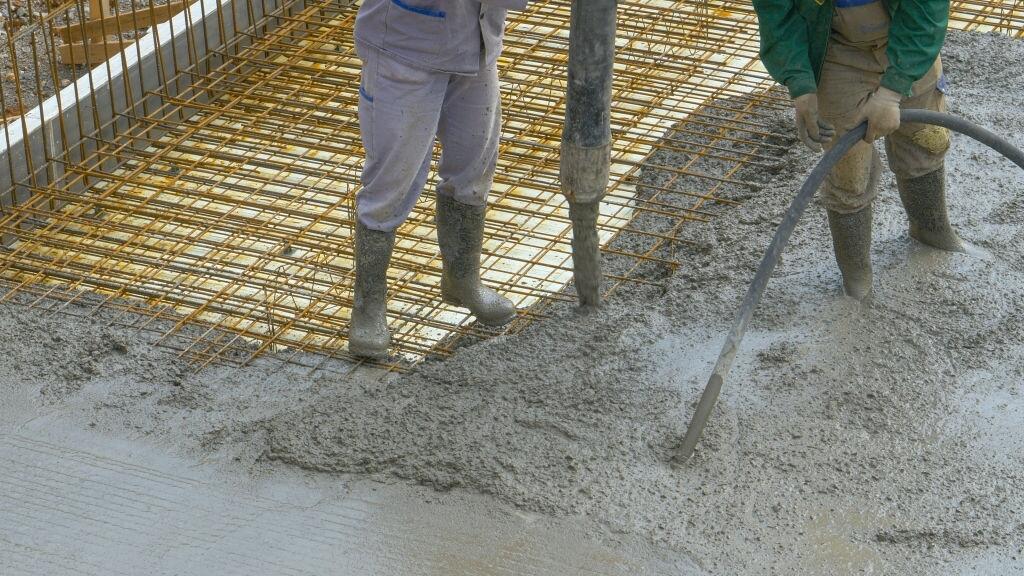 Купить бетон, а бетононасос предоставим бесплатно